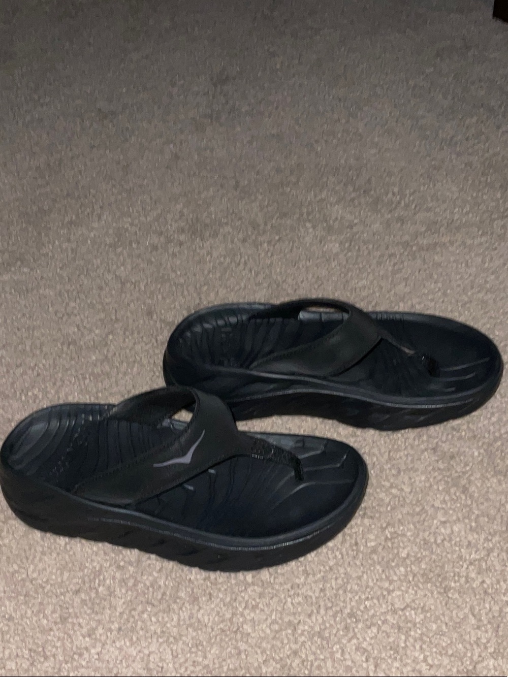 Women’s Hoka Ora Recovery Flip size 7